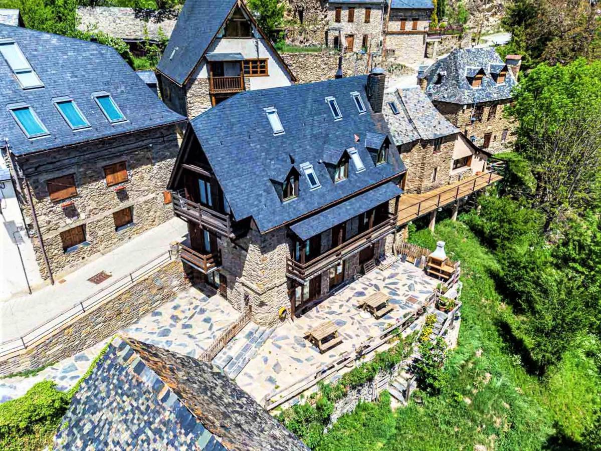 Apartamentos Aran Montcorbau Exterior photo